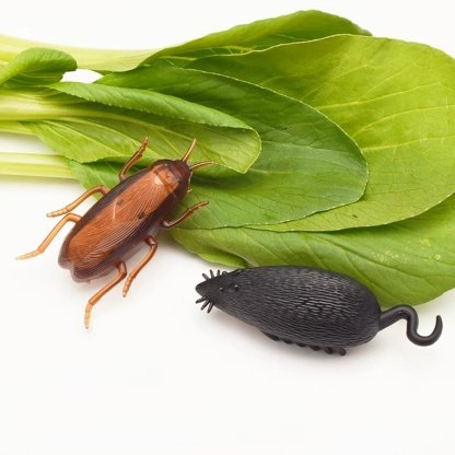 Auskie Self-Moving Automatic Interactive Pet Toy - Electric Mouse & Cockroach