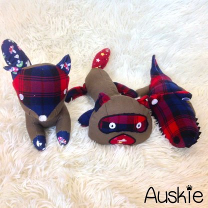 Auskie Patchy Forest Pal Squeaky Pet Plush - Image 2